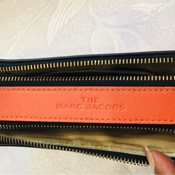 Marc Jacobs Black and Orange Crossbody Bag with Gold Accents - Picture 4 of 7